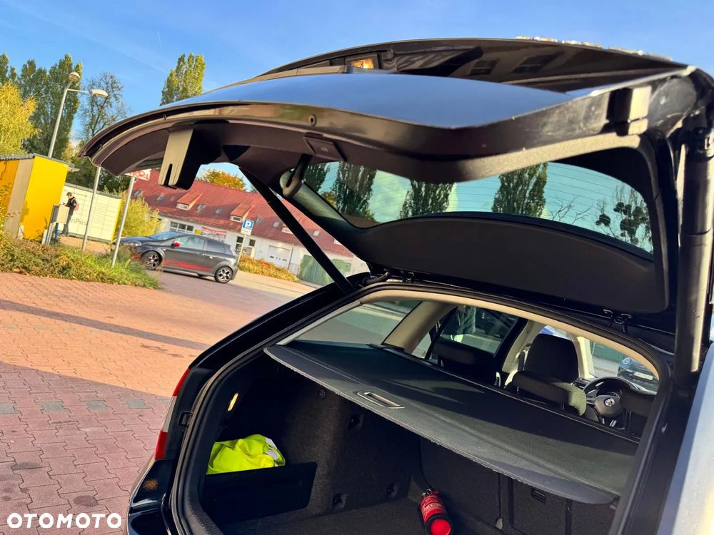 Skoda Octavia 1.6 TDI Ambition DSG - 17