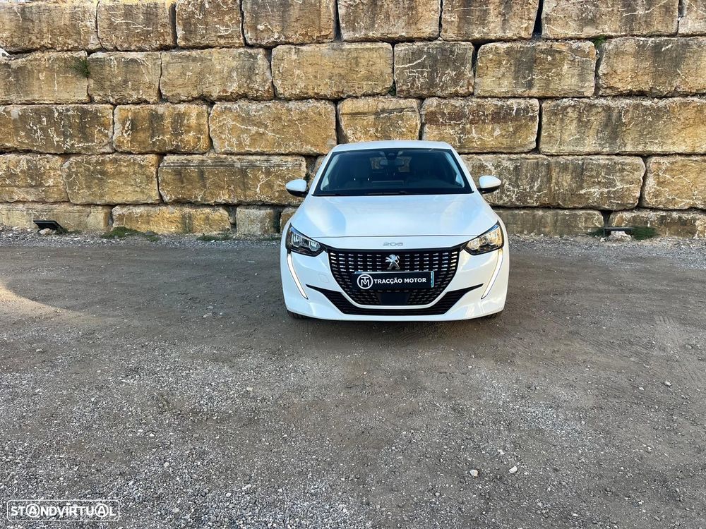 Peugeot 208 - 4