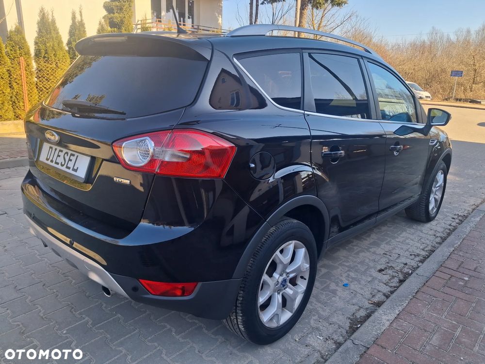 Ford Kuga 2.0 TDCi 2x4 Titanium - 10