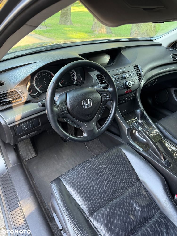 Honda Accord 2.4 Executive - 12