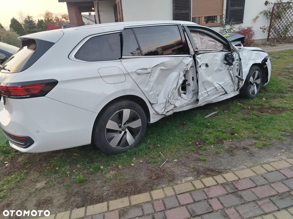 Volkswagen Passat 2.0 TDI SCR Style DSG - 9