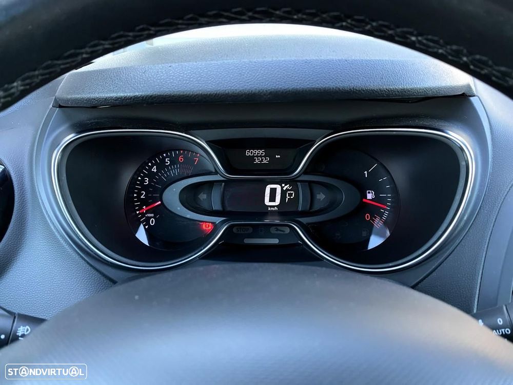 Renault Captur 1.3 TCe Initiale Paris EDC - 24