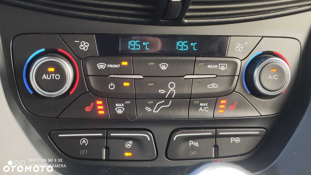 Ford Kuga 2.0 TDCi 4x4 ST-Line - 25