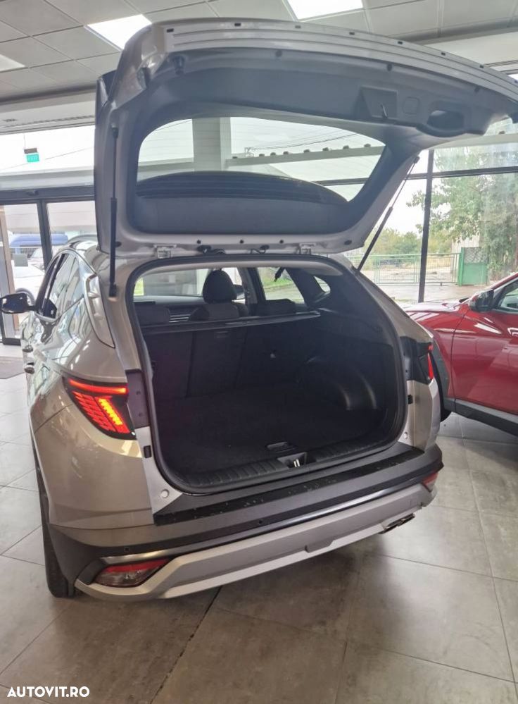 Hyundai Tucson - 8