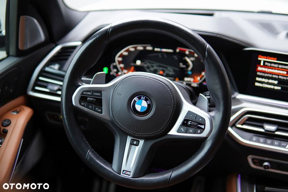 BMW X5 M M50i - 19