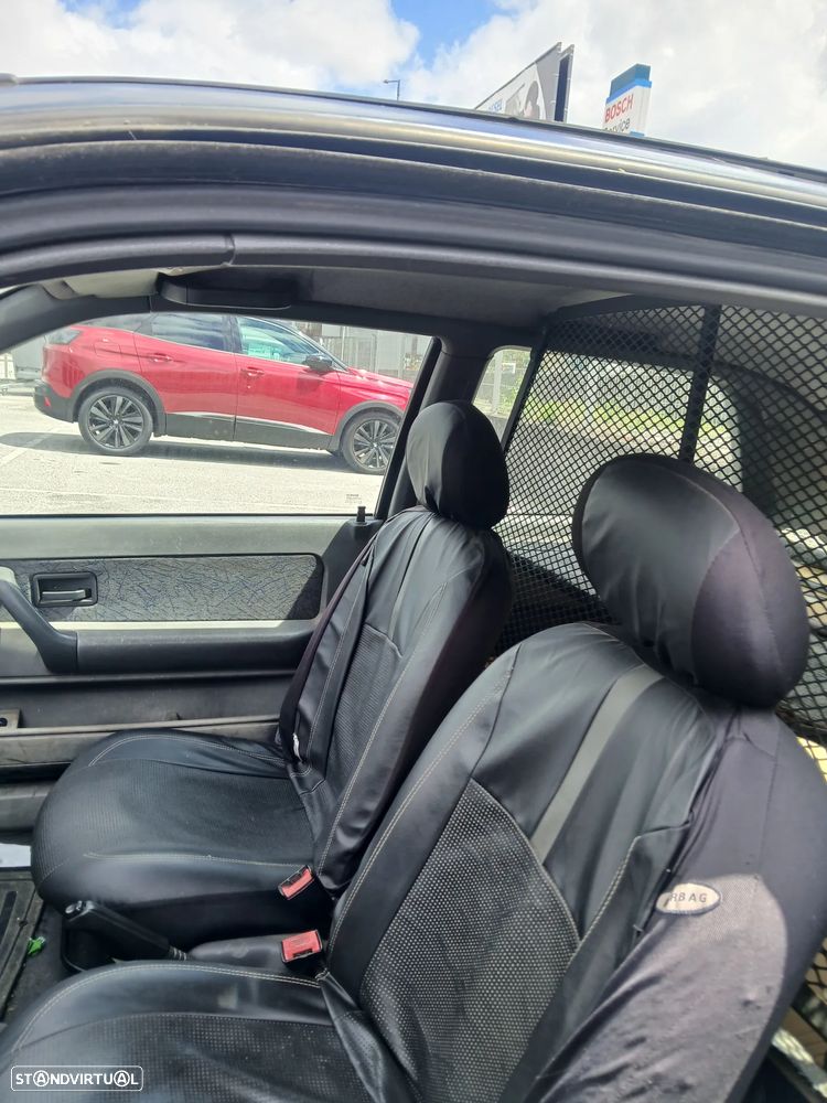 Renault Clio 1.9 D RXE - 3