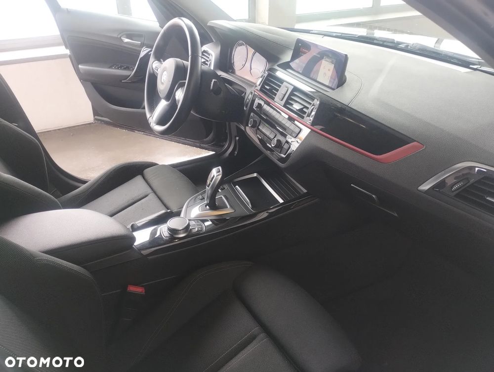 BMW Seria 1 118i - 13