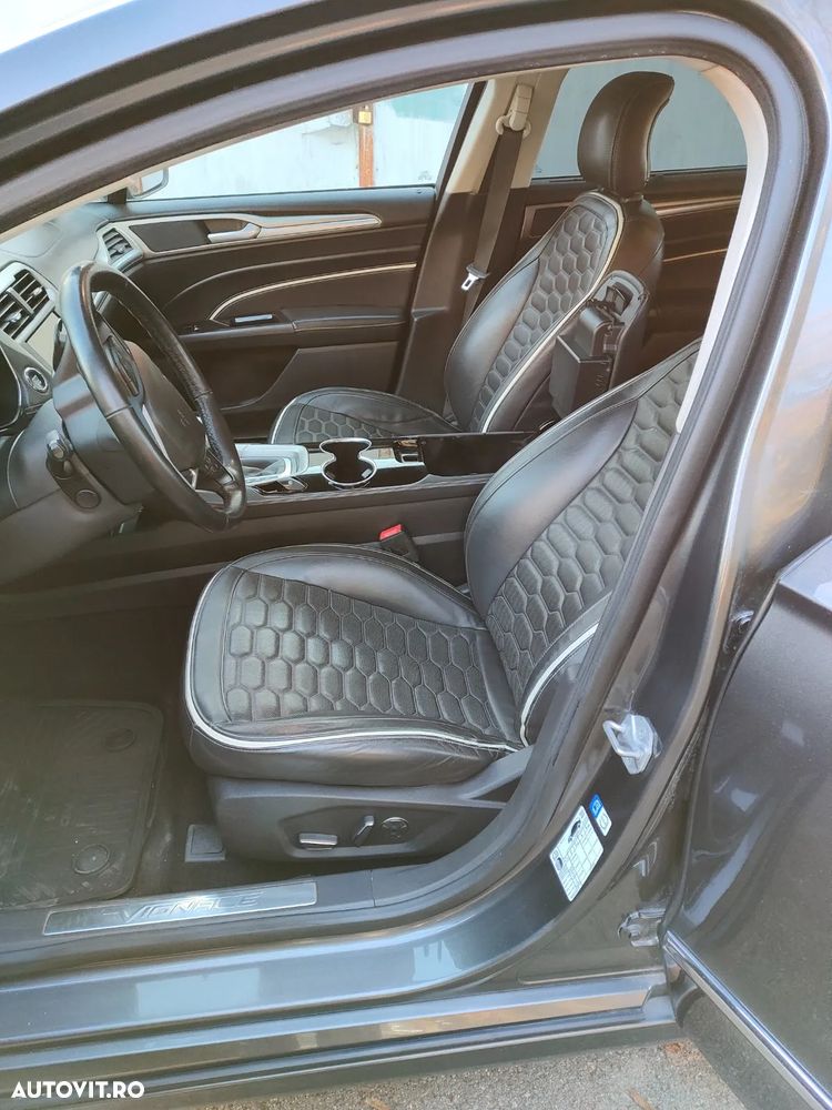 Ford Mondeo Vignale 2.0 TDCi Powershift AWD - 2