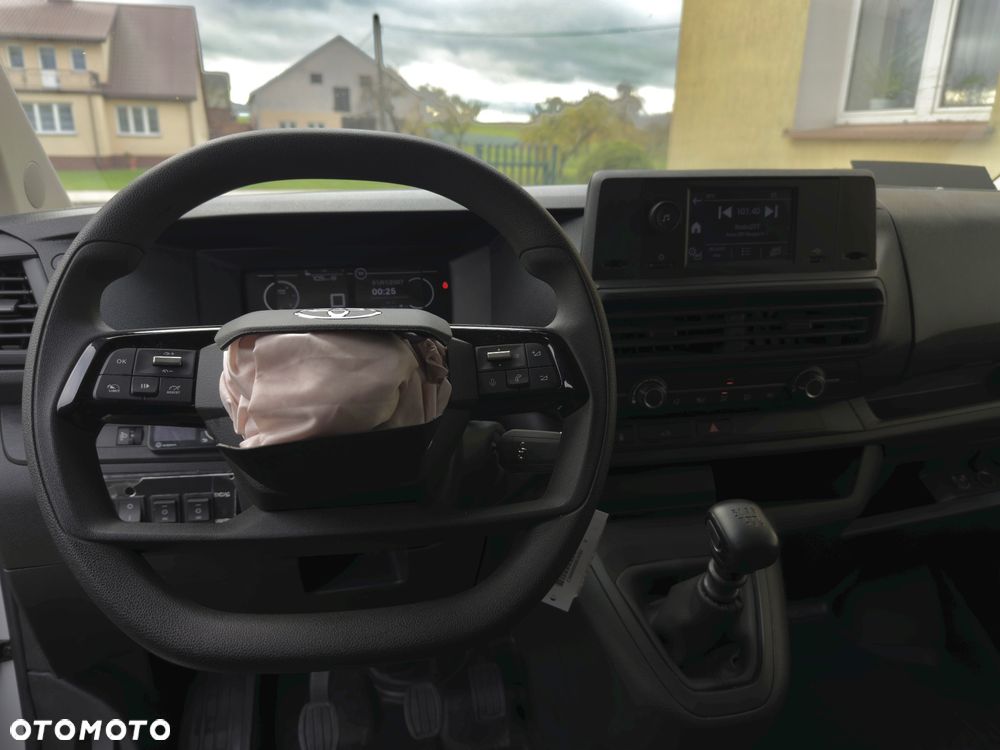 Toyota Proace Verso - 22