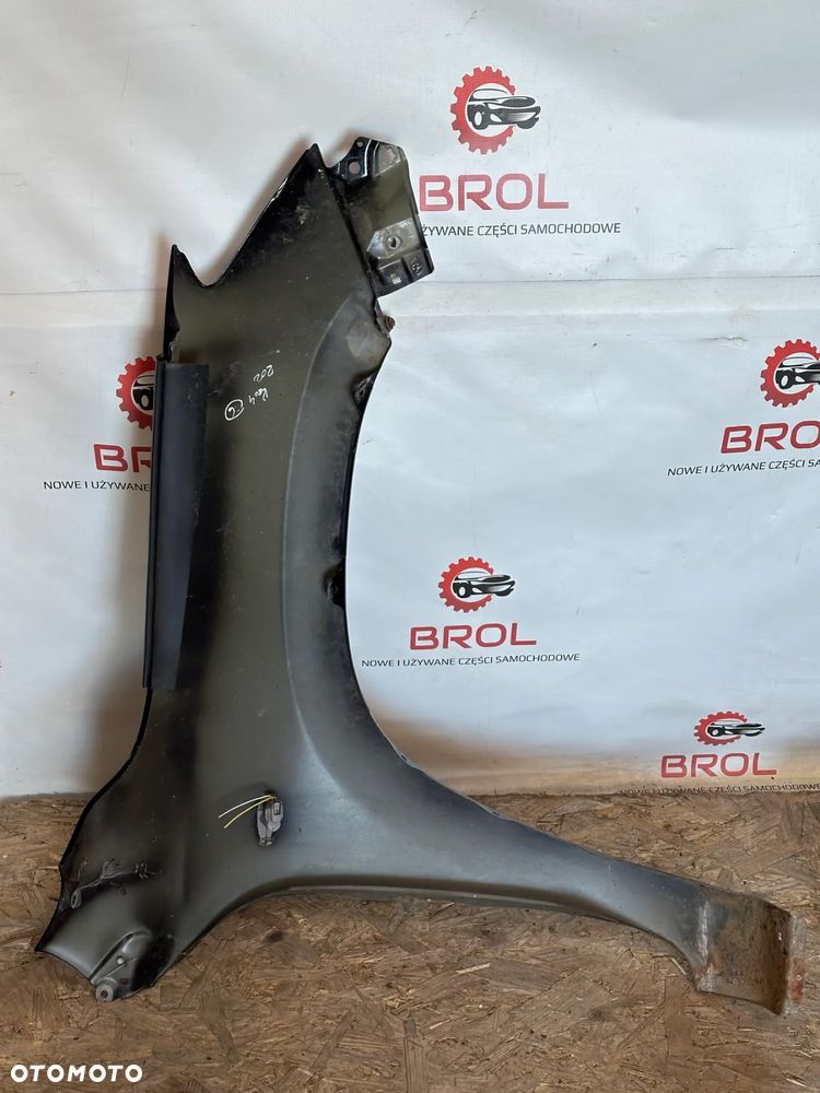 BŁOTNIK PRZEDNI LEWY TOYOTA RAV4 06-09  202 - 5