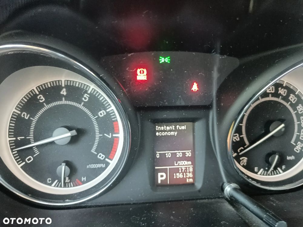Suzuki Kizashi 2.4 4x4 CVT Sport - 18
