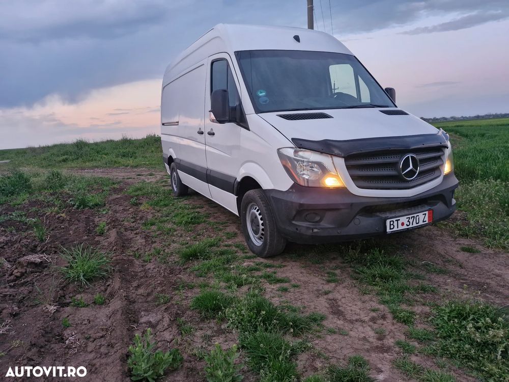 Mercedes-Benz Sprinter - 1