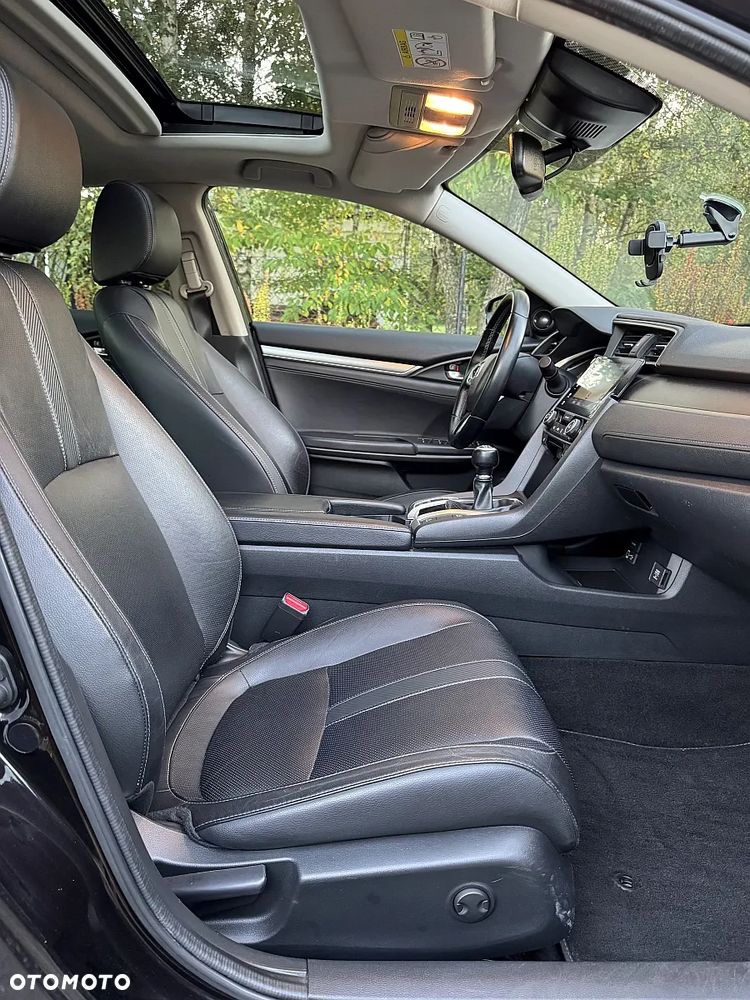 Honda Civic 1.5 T Executive - 27