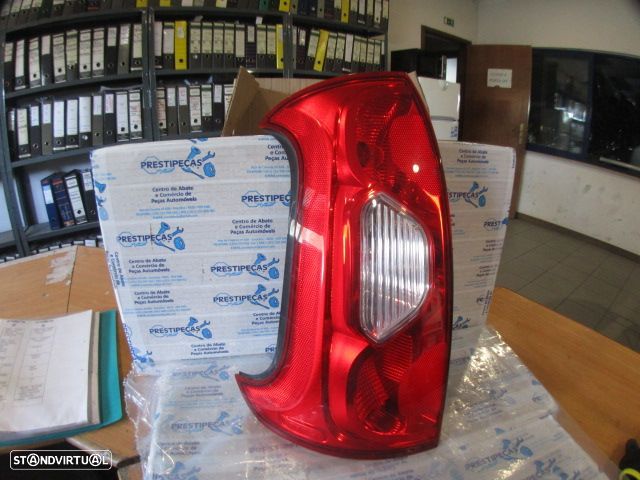 Farol Tras 51843643 FIAT PANDA 3 2013 1.2I 70CV 5P CINZENTO ESQ MAKO AL - 1