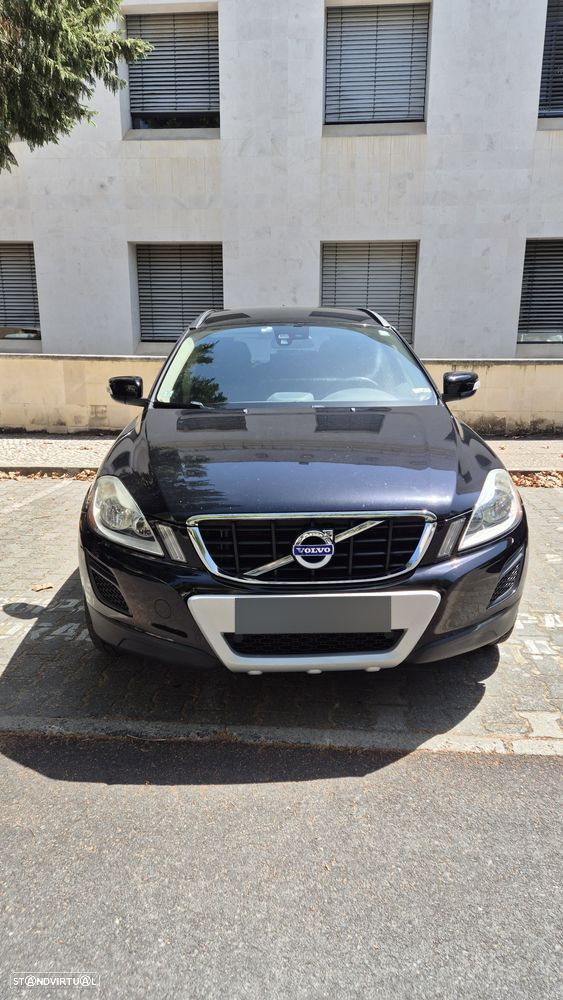 Volvo XC 60 2.0 D3 Drive Momentum - 1