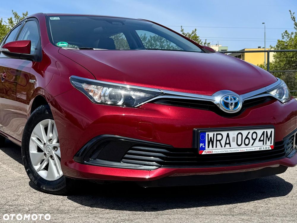 Toyota Auris Hybrid 135 Dynamic - 16