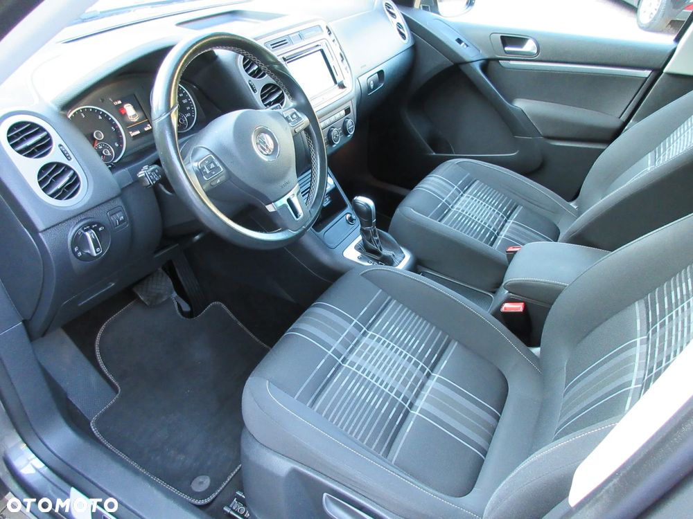 Volkswagen Tiguan 2.0 TDI SCR 4MOTION BlueMotion Technology DSG Lounge Sport & Style - 9