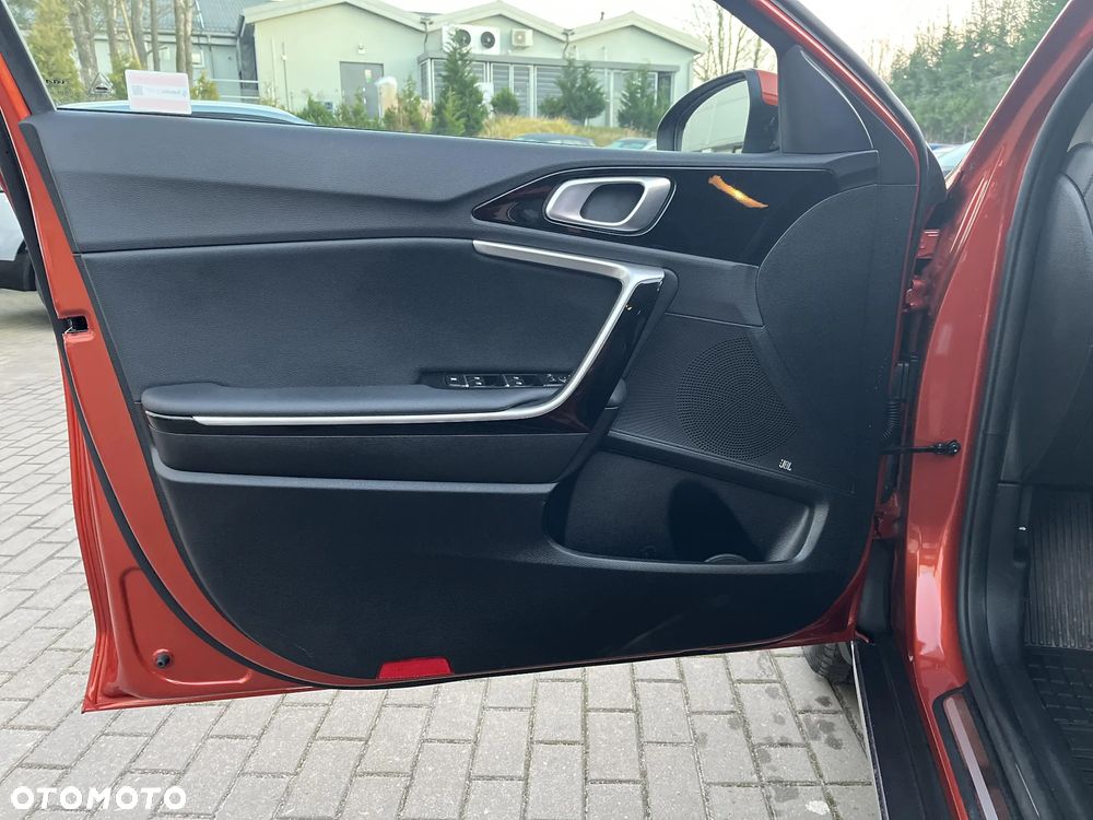 Kia XCeed 1.5 T-GDI Business Line DCT - 10