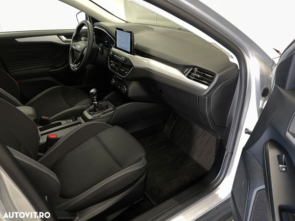 Ford Focus 1.0 EcoBoost Trend Edition - 10