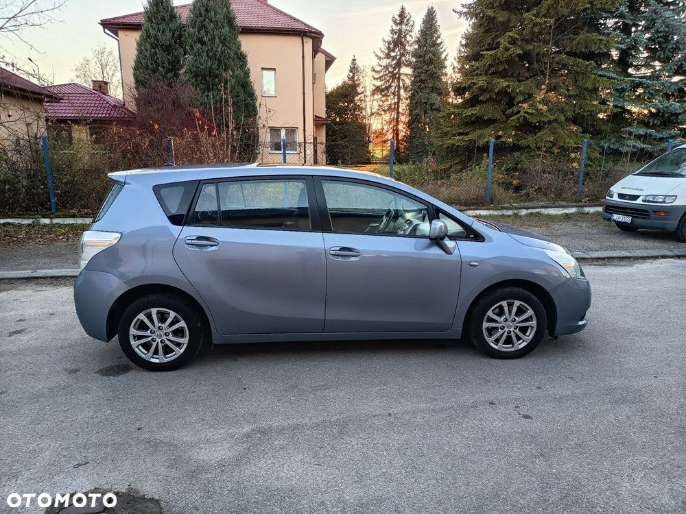 Toyota Verso - 10