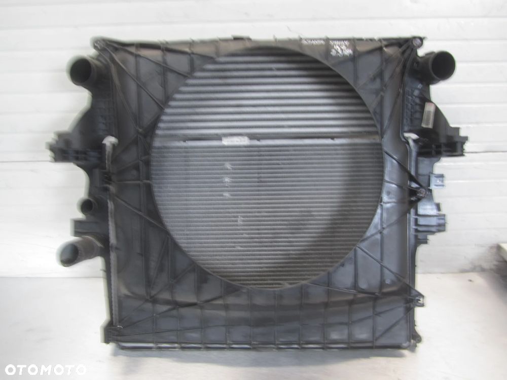 Iveco Daily 14->2.3 hpi komplet chłodnic-obudowa wentylatory - 1