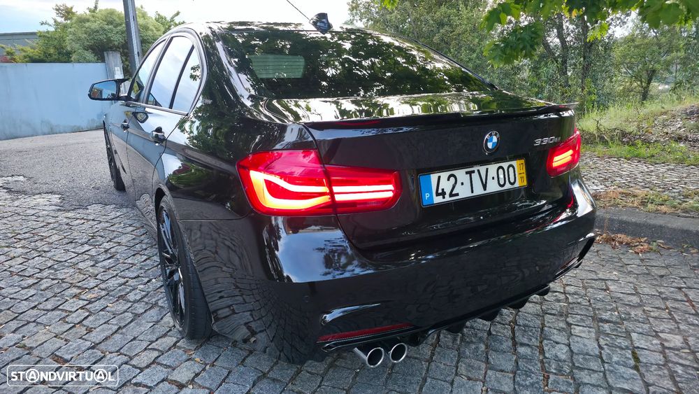 BMW 330 e iPerformance Pack M - 2