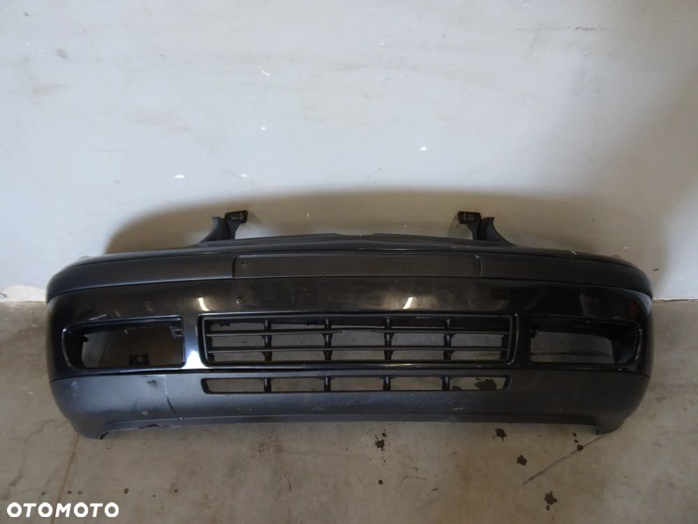 ZDERZAK PRZÓD PRZEDNI VW GOLF III CABRIO LAK:LC9Z NR339 - 2