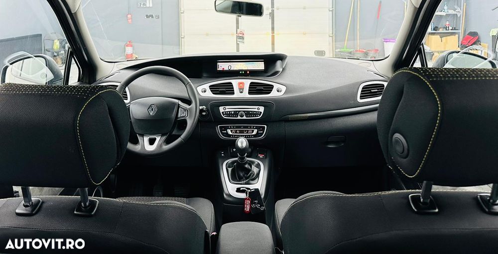 Renault Grand Scenic dCi 110 FAP Dynamique - 6