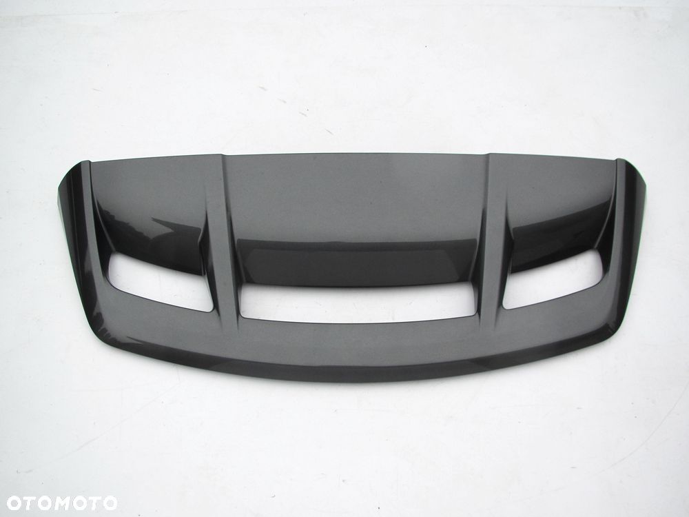 TOYOTA C-HR 2019 - blenda spoiler lotka lampy tył - 11