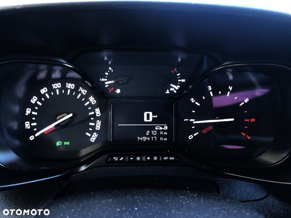 Toyota Proace City - 16