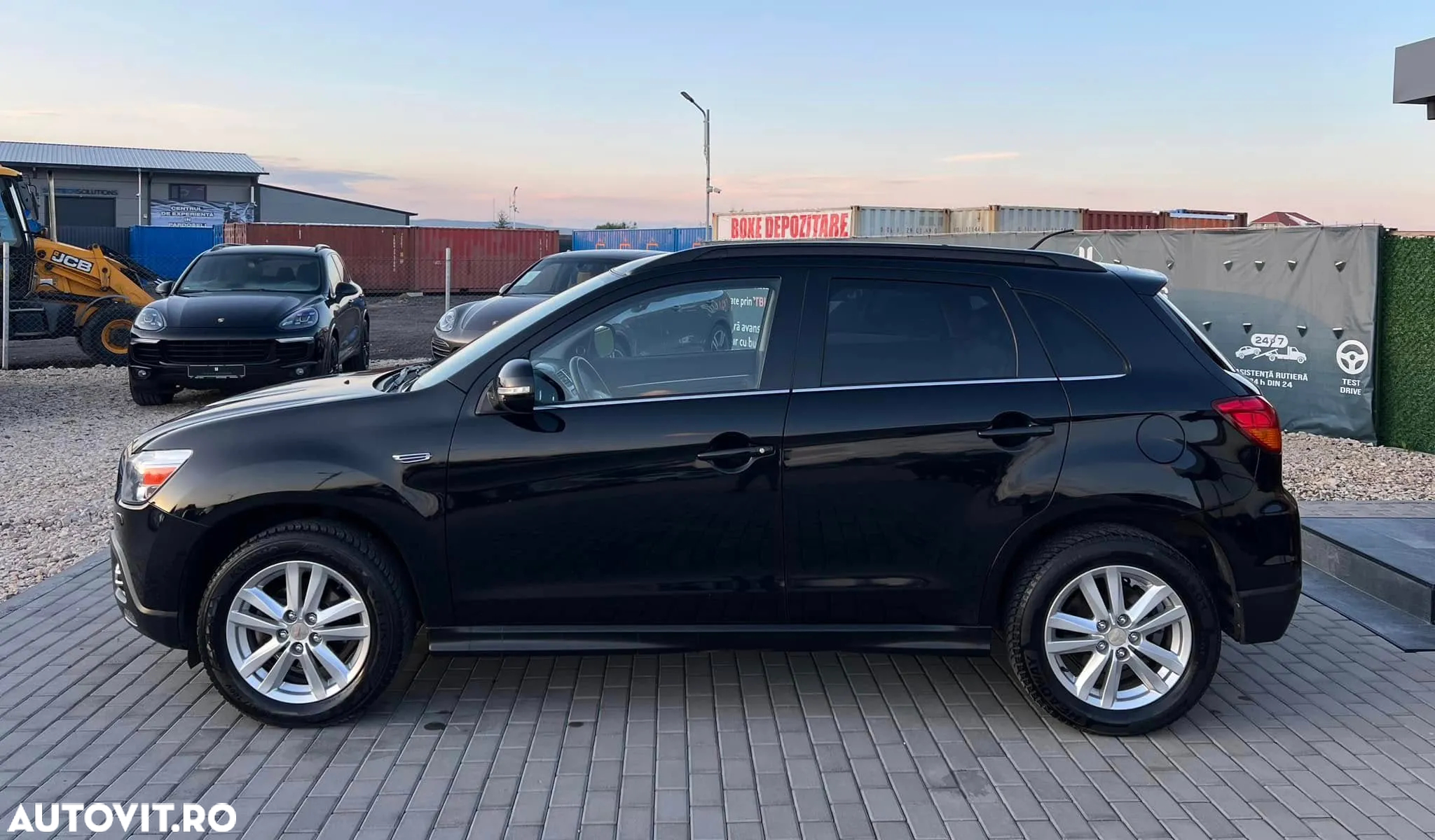 Mitsubishi ASX 1.8 DI-D 4WD Instyle - 16