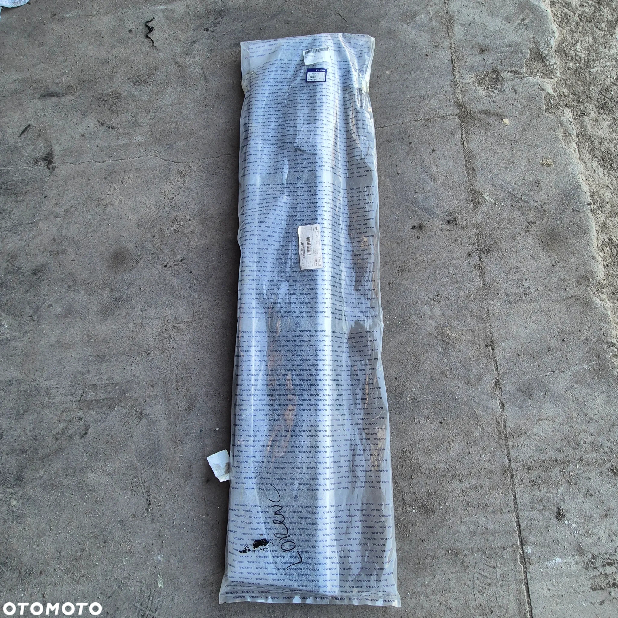 grill stopień dolny atrapy ławka volvo fh5 22822436 - 3
