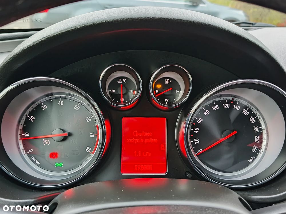 Opel Insignia 1.8 Cosmo - 25