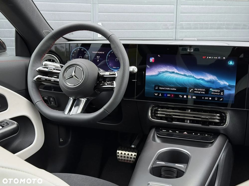 Mercedes-Benz CLA - 12