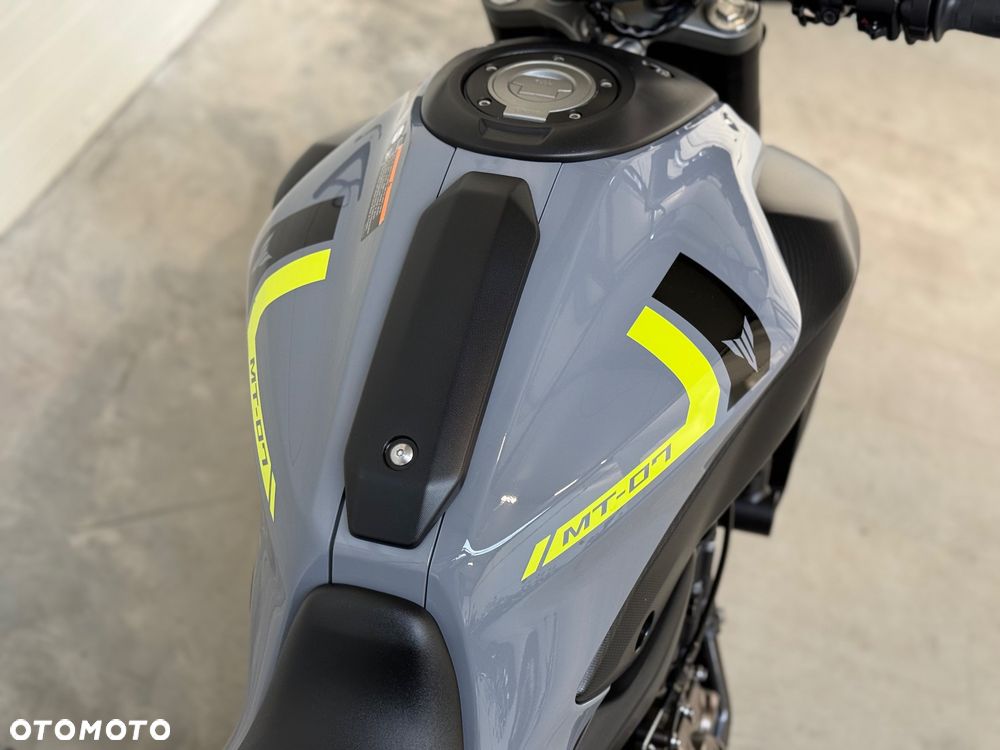 Yamaha MT - 20
