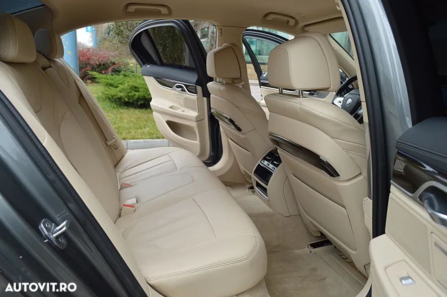 BMW Seria 7 730d xDrive - 4