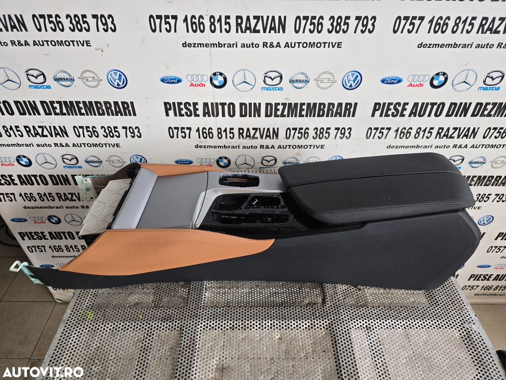 Cotiera Bmw G30 G31 Volan Stanga Impecabila - 1
