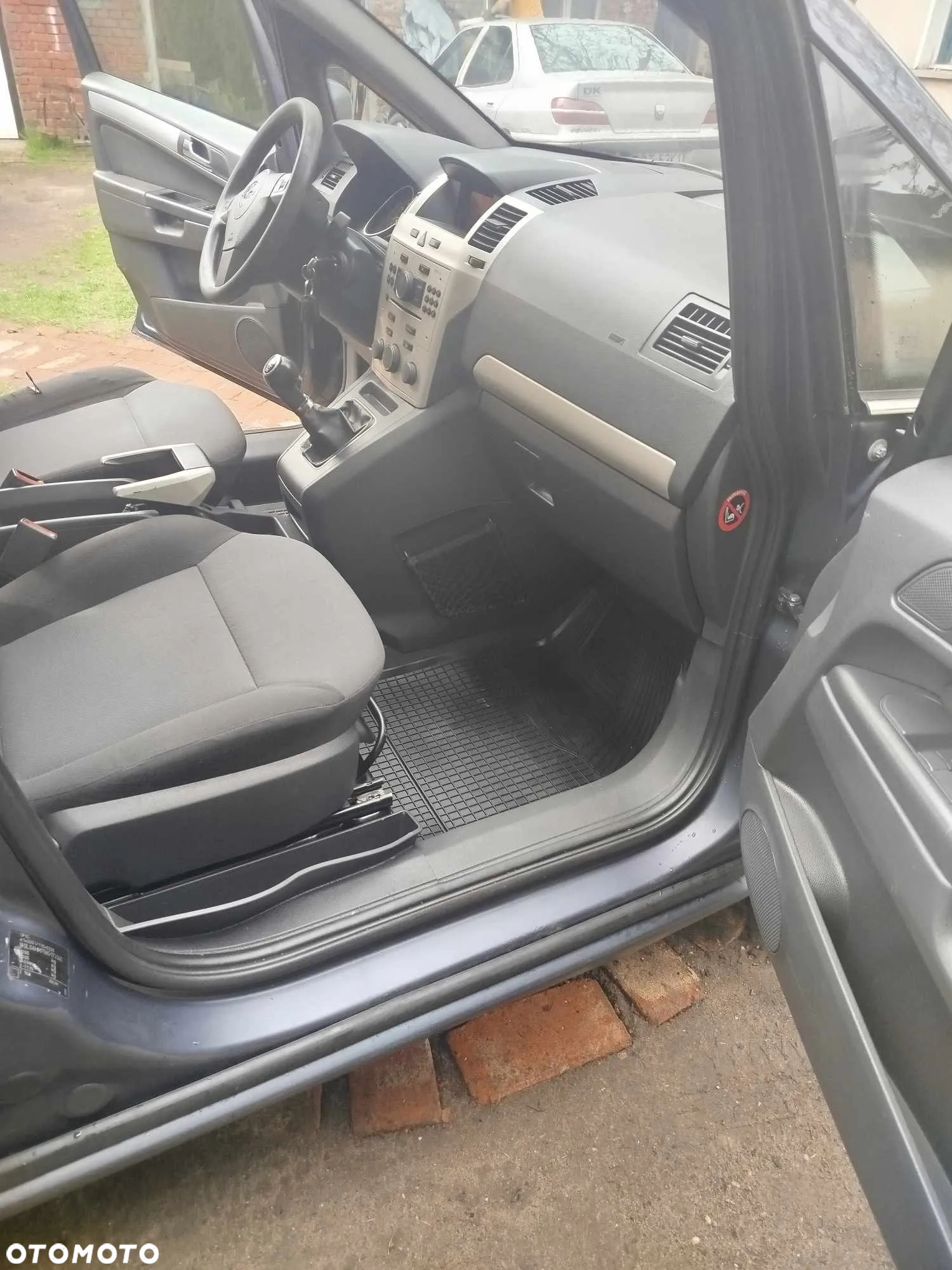 Opel Zafira 1.8 Cosmo - 5