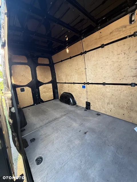 Mercedes-Benz SPRINTER - 6