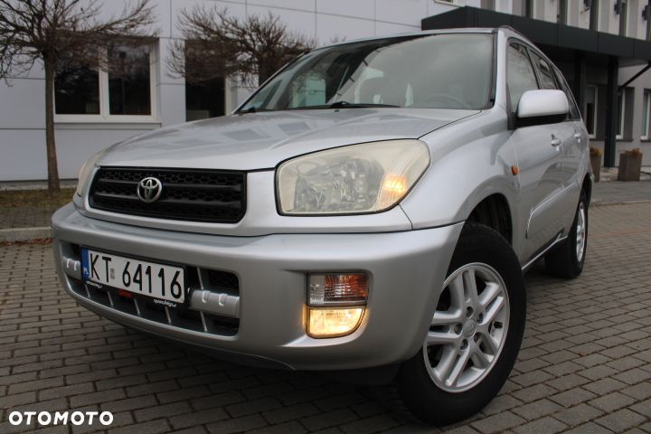 Toyota RAV4 - 9