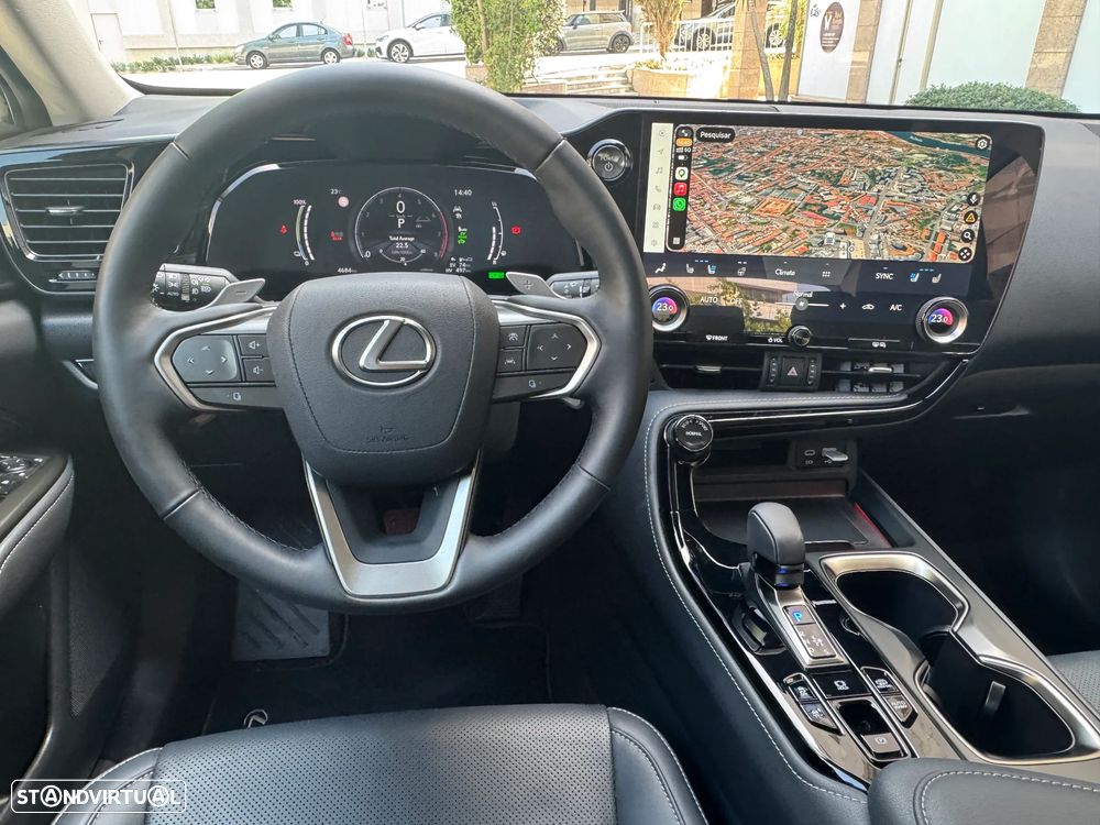 Lexus NX 450h+ Premium - 36