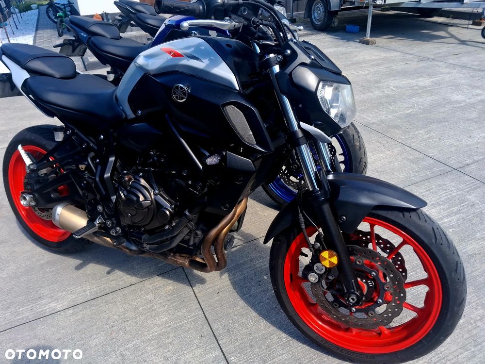 Yamaha MT - 5