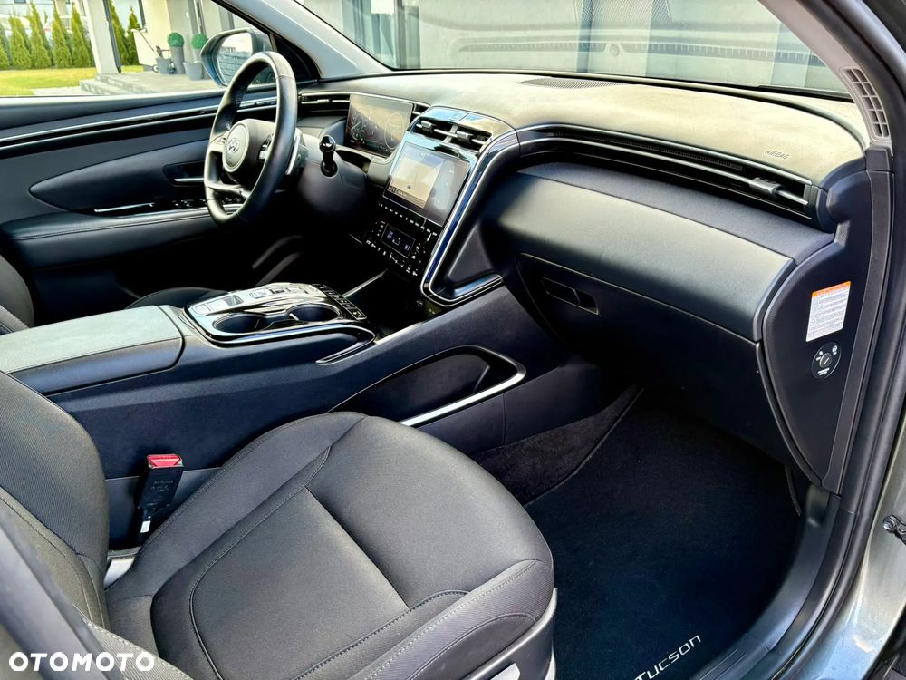 Hyundai Tucson 1.6 T-GDi HEV Executive 4WD - 19