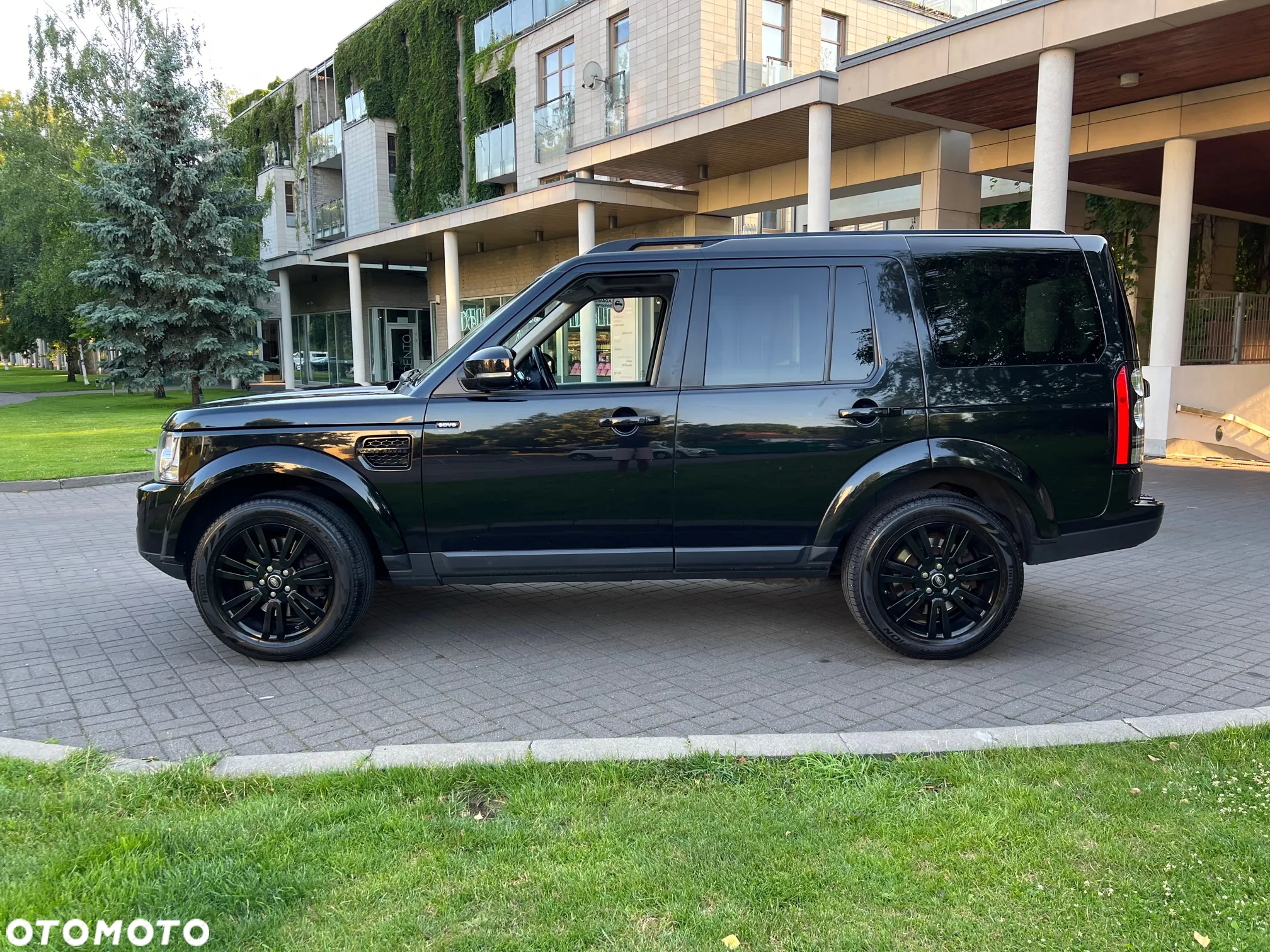 Land Rover Discovery IV 3.0 SD V6 HSE EU6