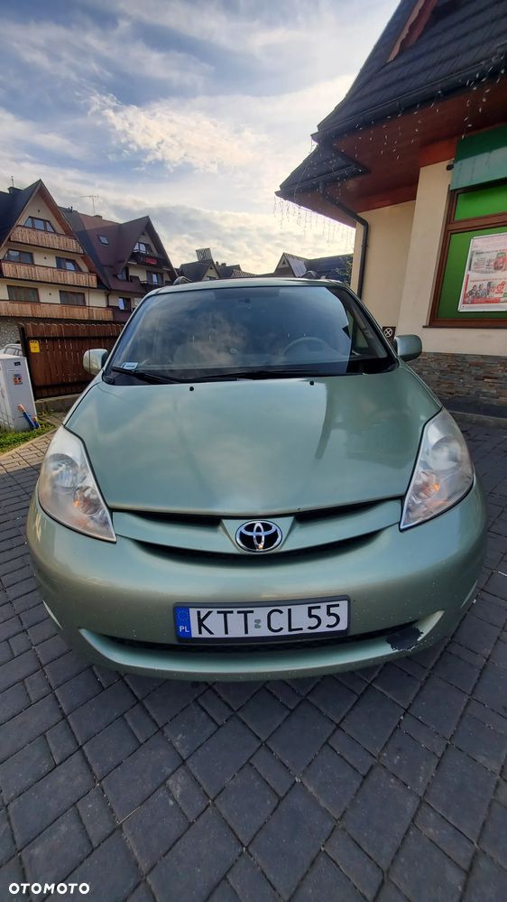 Toyota Sienna 3.3 LE AWD - 6