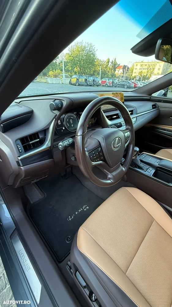 Lexus Seria ES 300h Luxury Line - 11