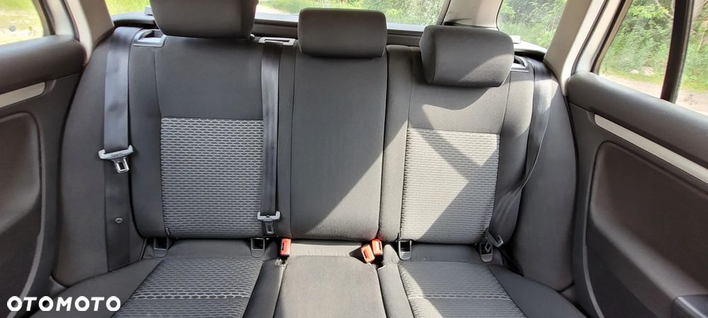 Volkswagen Golf 1.6 TDI Trendline - 17