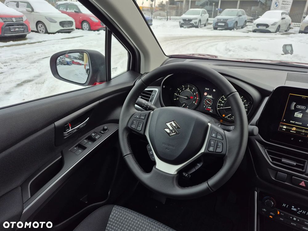 Suzuki S-Cross - 11
