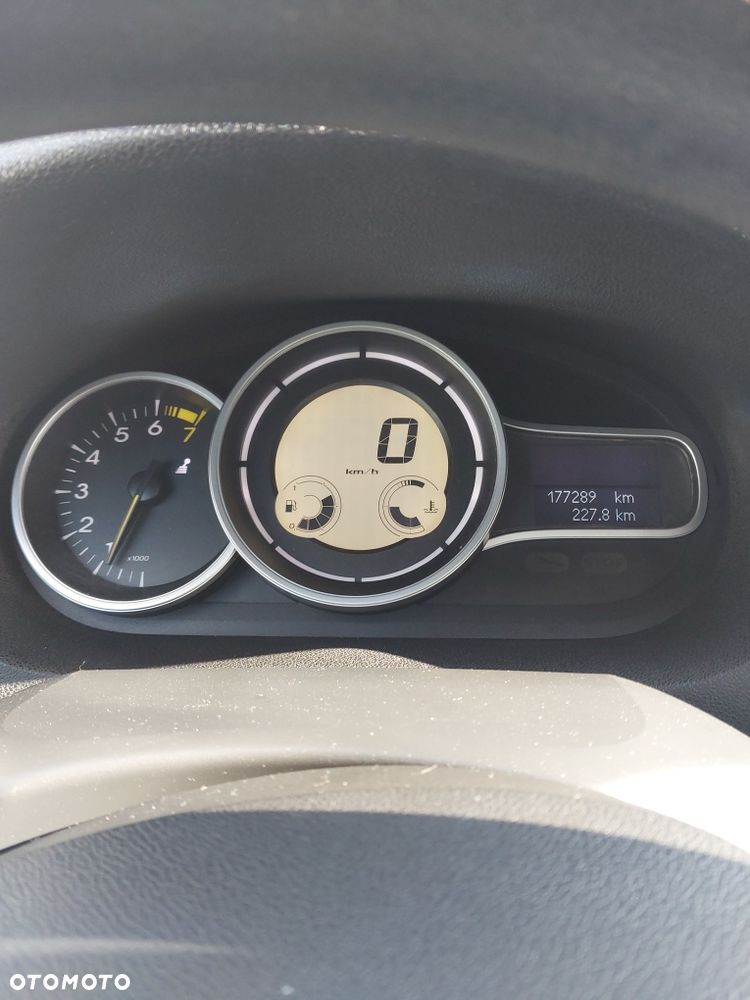 Renault Megane - 9