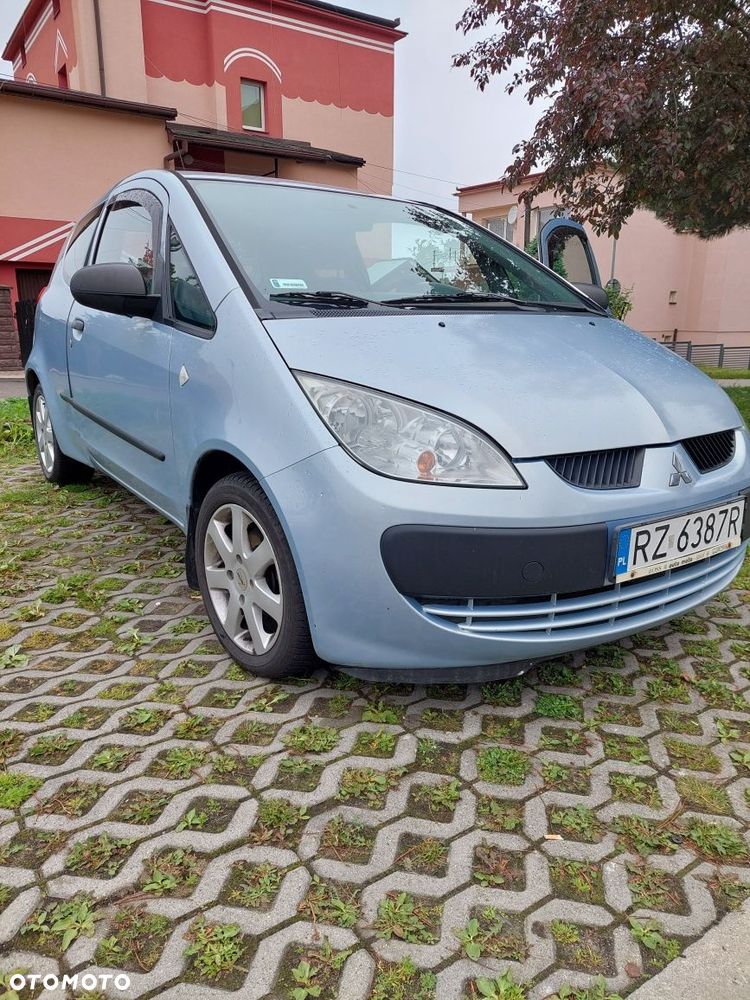 Mitsubishi Colt - 1